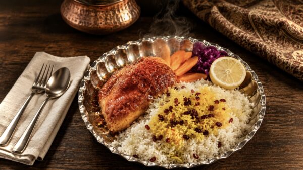 زرشک پلو با مرغ گیاهی