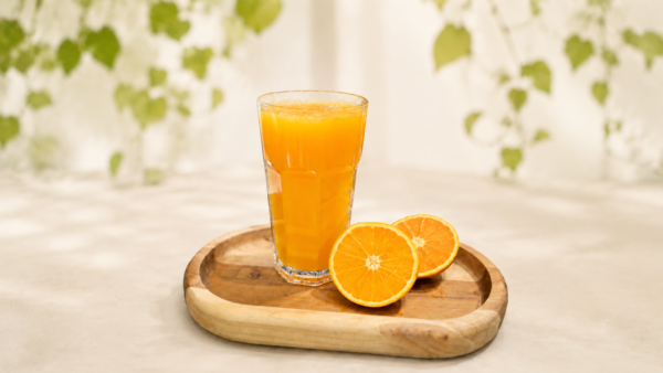 آب پرتقال طبیعی
